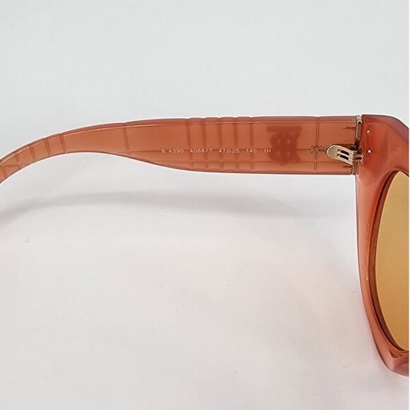 Burberry Meadow Orange Phantos Women's Sunglasses Women’s Size: 47x25x140 - Picture 7 of 13